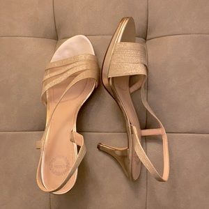 SIze 10 gold kitten heels